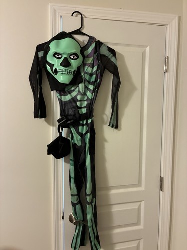 Fortnite costume - fortnite,