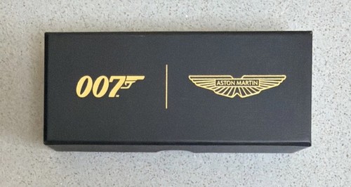 James bond 007 aston martin - james,