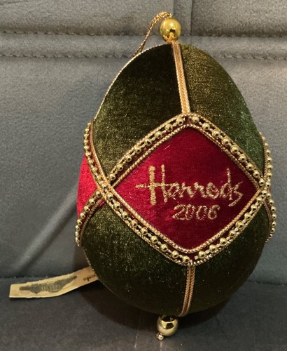 Harrods 2006 velvet christmas - 2006,