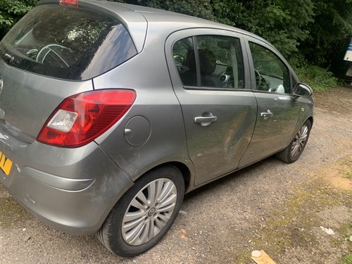 Vauxhall corsa 2010 3 - d, 1.3