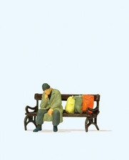 Preiser 29094 Homeless Man on