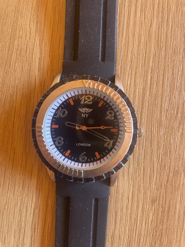 London quartz men watch - quartz,