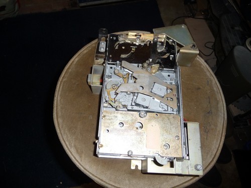 Wurlitzer jukebox coin - jukebox,