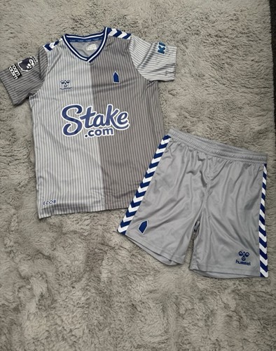 Everton kit 14yr - everton, old
