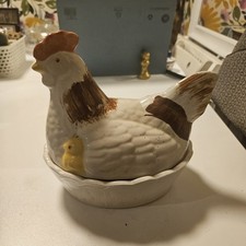 Hen Egg Holder In Excellent