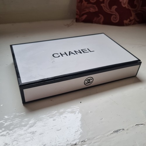 Chanel empty gift cosmetics - gift,