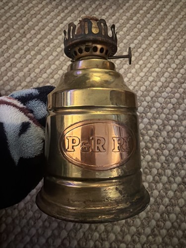 Vintage brass ry lamp - &,