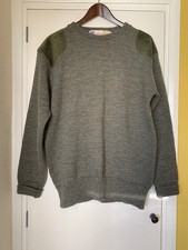 Wool jumper with elbow and