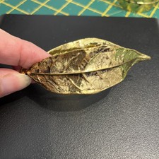 8 gold effect  Napkin Rings, vine leaves, heavy 