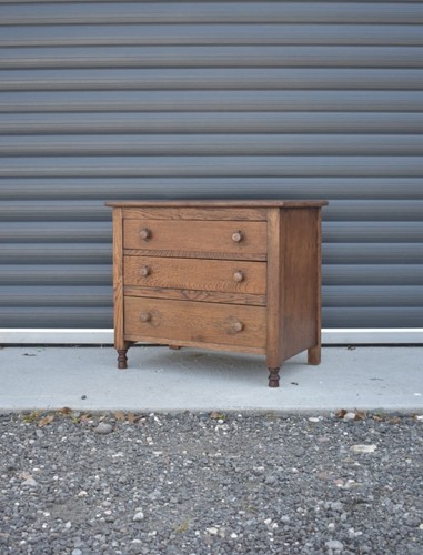 Antique solid oak chest - solid, of