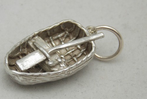 Sterling silver welsh - 3d,