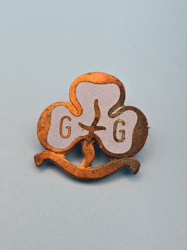 Pin badge enamel - pin, girl