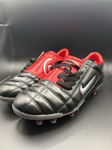 Nike football boots - 90,