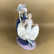 NAO Lladro A Dream Come True Figurine Jester and Ballerina Figurine 384 Retired
