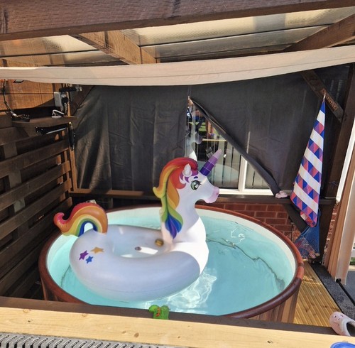 Lay spa helsinki inflatable - lay-z-spa,