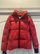 S13 New York Bright Red puffer