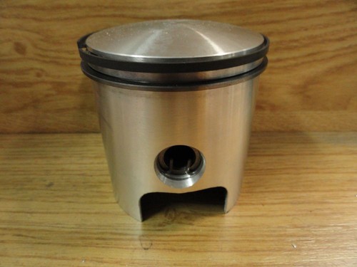 Yamaha 350 piston - 350,
