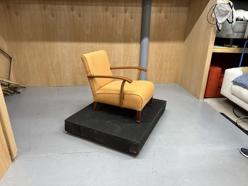Stunning parker knoll mid - parker,