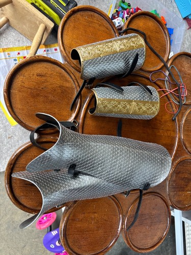 Wyrmwick scaled bracers - bracers, and
