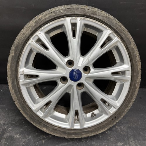 Ford fiesta ecoboost - 17”,