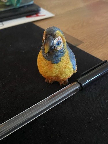 Small parrot ornament - small,