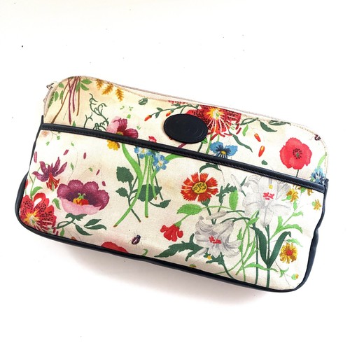 Authentic vintage gucci flora - authentic,