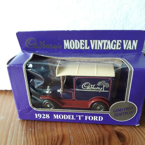 Lledo cadbury 1928 model - lledo, cadbury's