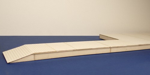 Gauge station platform with - station,