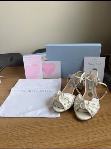 Charlotte mills pearl wedding - pearl,