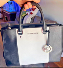 MICHAEL KORS HANDBAG &