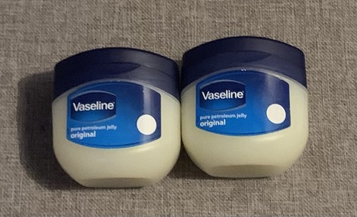 Two vaseline pure - two, petroleum