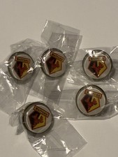 5x Watford pin badge WFC