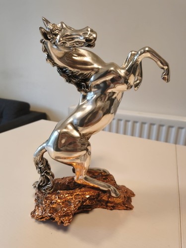 Sculpture rampant horse - rampant, silver