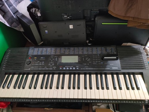 Yamaha psr 320 - yamaha, psr-320
