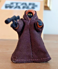 Vintage Star Wars figure JAWA in cloth cape Kenner First issue 1977 complete.