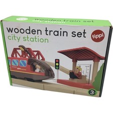 TIPPI Wooden Train Set City