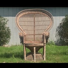 Vintage Boho Wicker Peacock