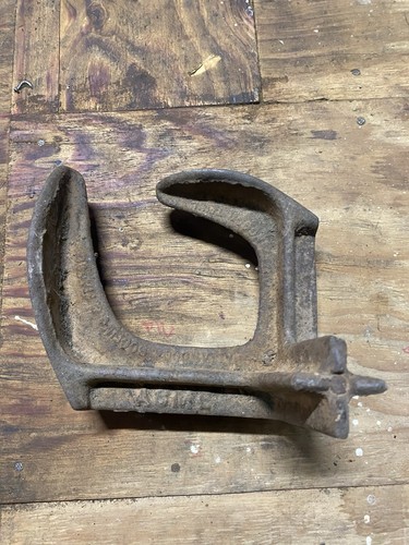 Vintage cast iron - iron, shoe