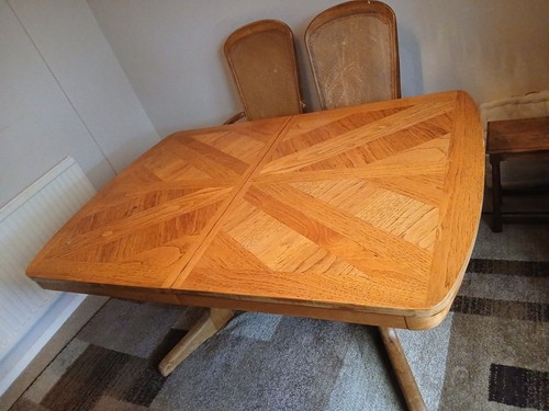 Solid mixed wood table - mixed,