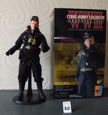 Dragon Cyber-Hobby Exclusive WW2 ARDENNES 1944 " HESSLER "  1:6th scale figure