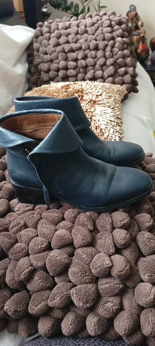 Premium size ladies - size, 5