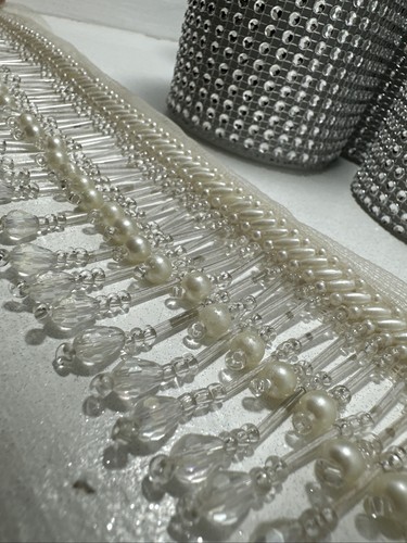 Yard large beaded lace - 1,