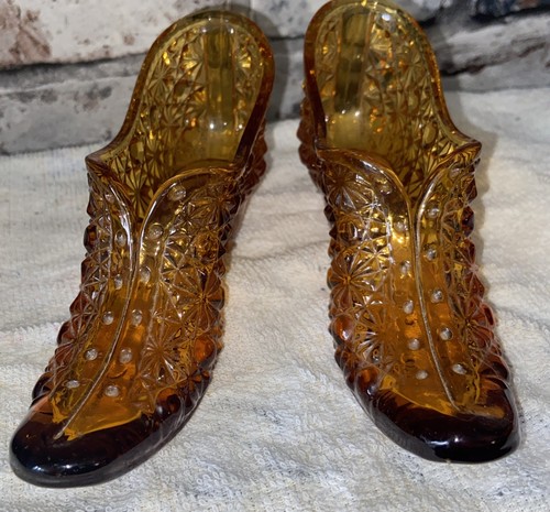 Fenton sollers fine shoes - fenton, s.d.