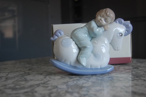 Nao lladro figurines - figurines, cabillito