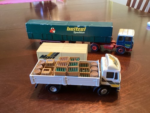 Conrad diecast bottle van - conrad,