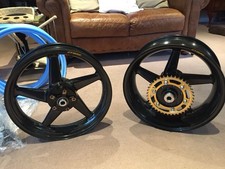04/05 ZX10R Dymag CA5 Carbon Fibre Wheels