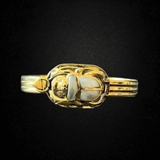 Light gray scarab gemstone - light,