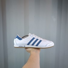 *RARE* UK 10 - adidas