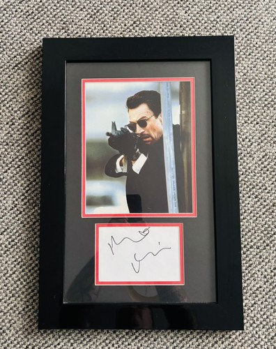 Robert niro autograph - robert,