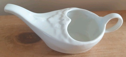 Vintage small white ceramic - white,